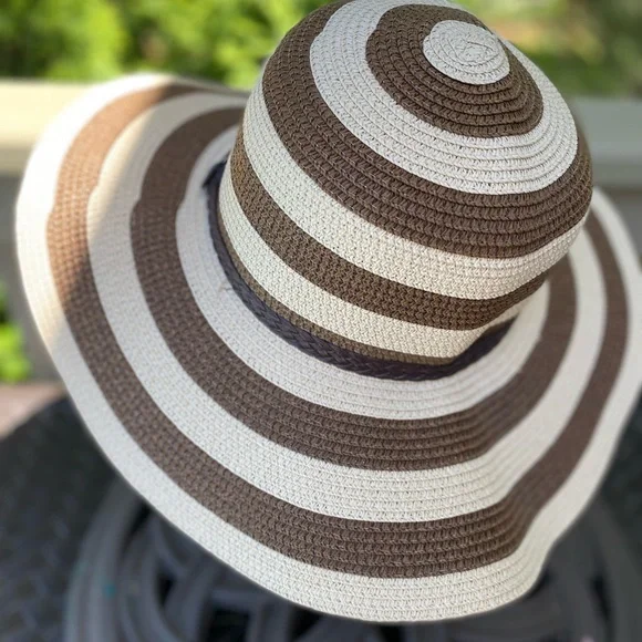 NWOT SUNLILY Striped Brown and Cream Sun Hat, Size: S/M (fits up to 22” head) - Picture 2 of 8